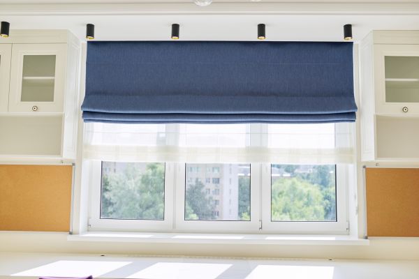Roman Blackout Shade Service
